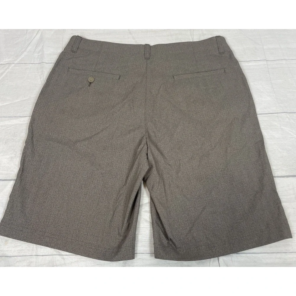 Ben Hogan Men's Golf Shorts Size 34 Flat Front UPF‎ 50 Stretch Waistband Hybrid